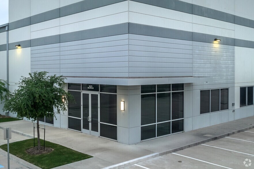 More Photos Of Beltway 8 & SH 249, Houston Unknown For Lease