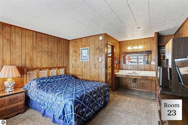 More Photos Of 1100 E Bay St, East Tawas Hotel For Sale