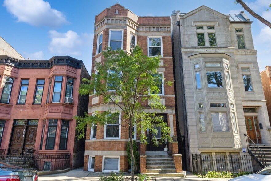 Primary Photo Of 1435 W Lexington St, Chicago Apartments For Sale