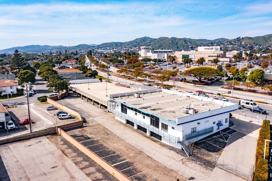 More Photos Of 3440 E Main St, Ventura Auto Dealership For Lease