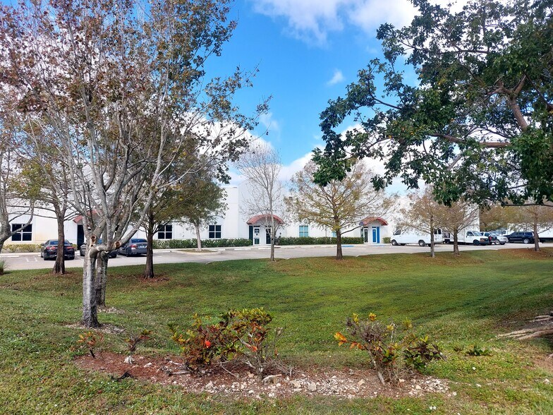 More Photos Of 4400-4414 NW 120th Ave, Coral Springs Warehouse For Sale