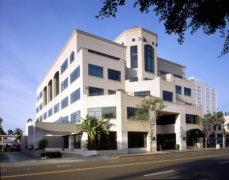 More Photos Of 120 Broadway, Santa Monica Office For Lease