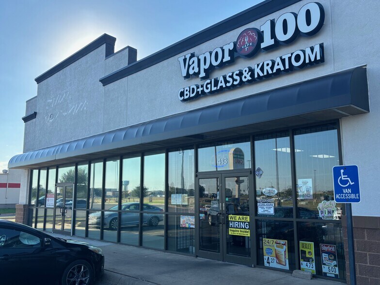 More Photos Of 511 Windward Dr, Newton Unknown For Lease