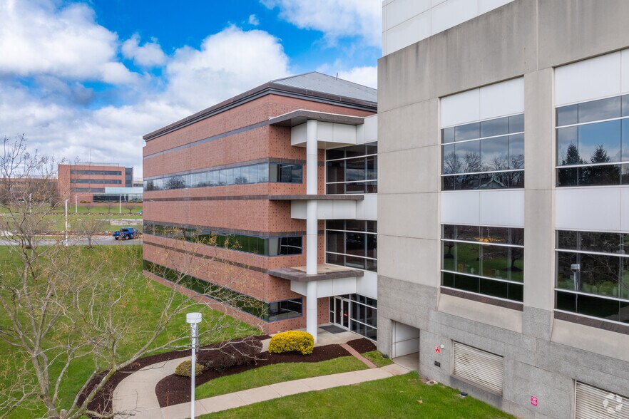 More Photos Of 400 Arcola Rd, Collegeville Office For Sale