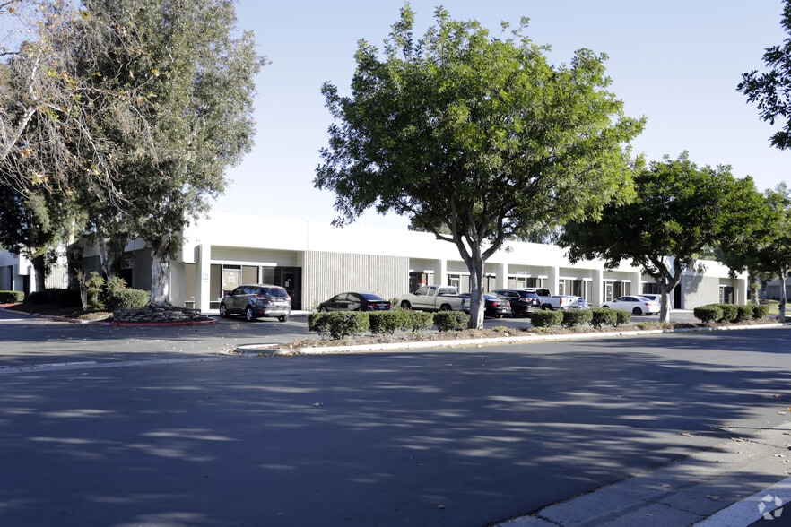 More Photos Of 11602 Knott St, Garden Grove Light Manufacturing For Lease