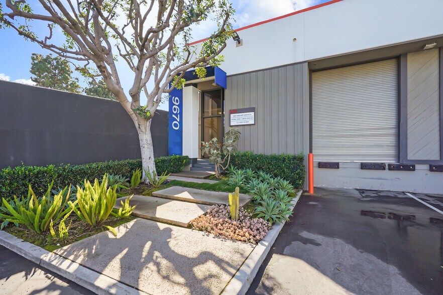 More Photos Of 9610-9680 S La Cienega Blvd, Inglewood Warehouse For Lease