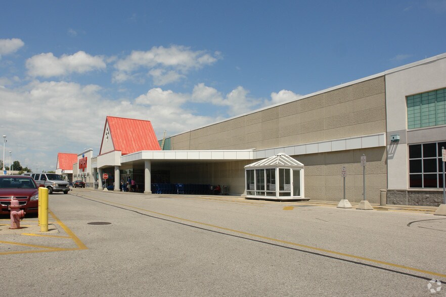 More Photos Of 2750 Allison Ln, Jeffersonville Freestanding For Lease