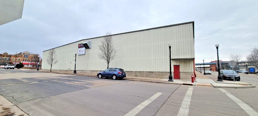 More Photos Of 515 2nd St S, La Crosse Industrial For Sale
