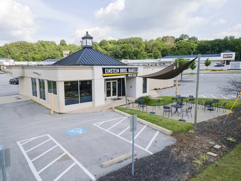 Primary Photo Of 1500 N College Ave, Fayetteville Fast Food For Sale