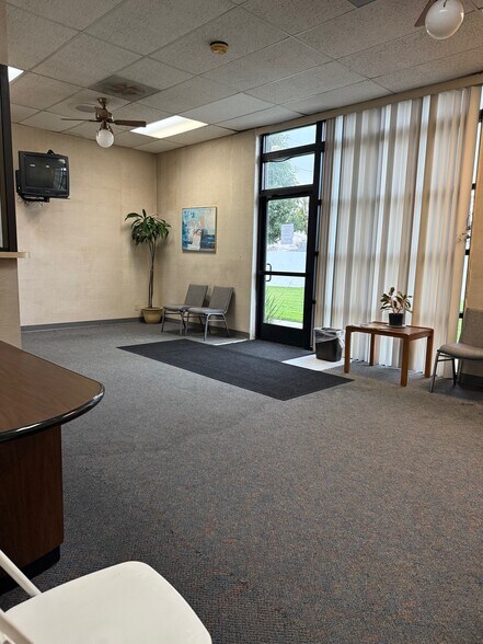More Photos Of 14516 Hawthorne Blvd, Hawthorne Medical For Sale