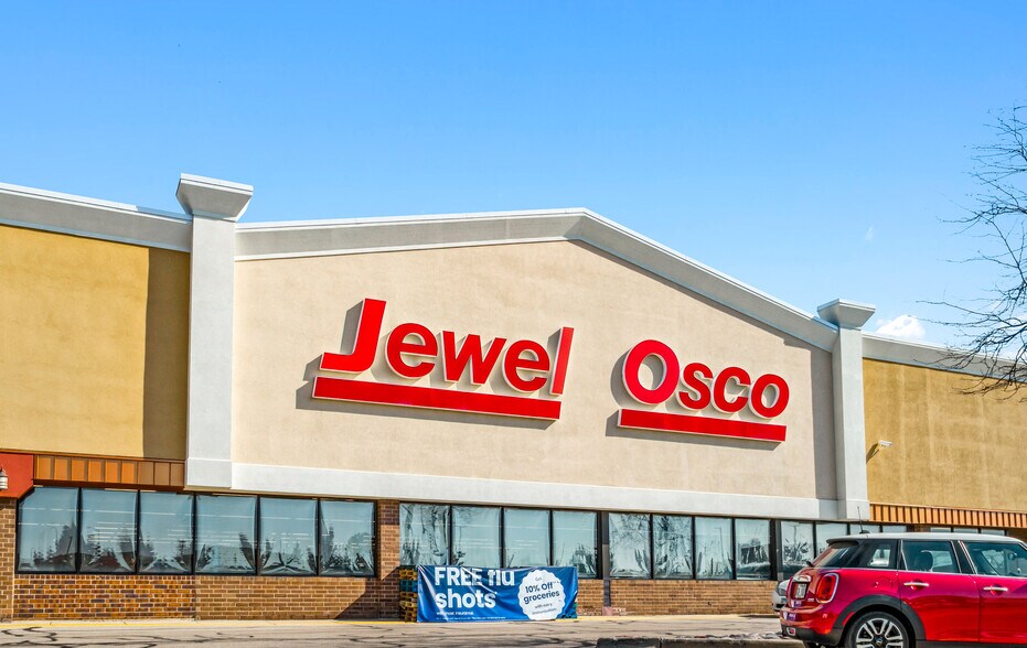 More Photos Of 1300-1440 S Milwaukee Ave, Libertyville Unknown For Lease