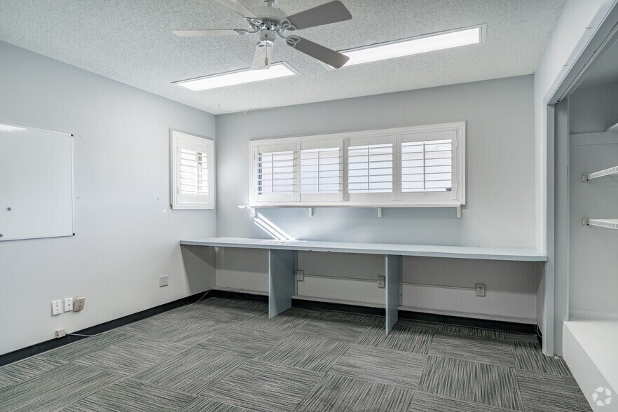 More Photos Of 1511 Indian Rocks Rd S, Largo Medical For Sale