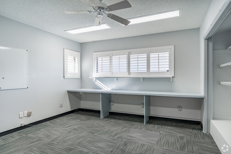 More Photos Of 1511 Indian Rocks Rd S, Largo Medical For Sale