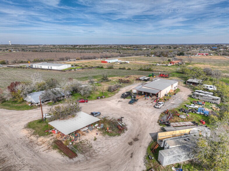 More Photos Of 931 W FM 78, Marion Land For Sale