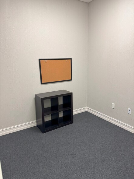 More Photos Of 10967 Lake Underhill Rd, Orlando Office For Lease