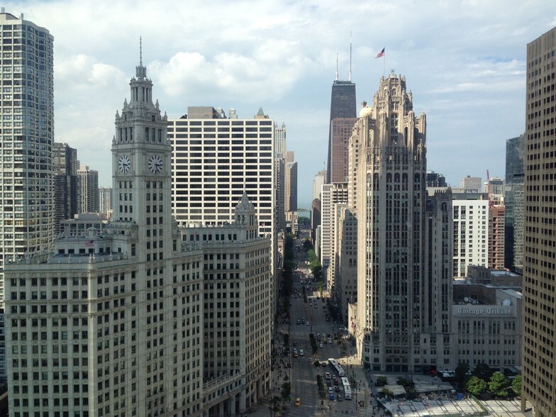 More Photos Of 333 N Michigan Ave, Chicago Office For Lease