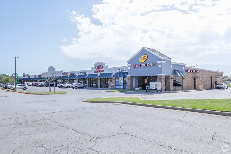 Primary Photo Of 6406-6450 S Elm Pl, Broken Arrow Storefront For Lease