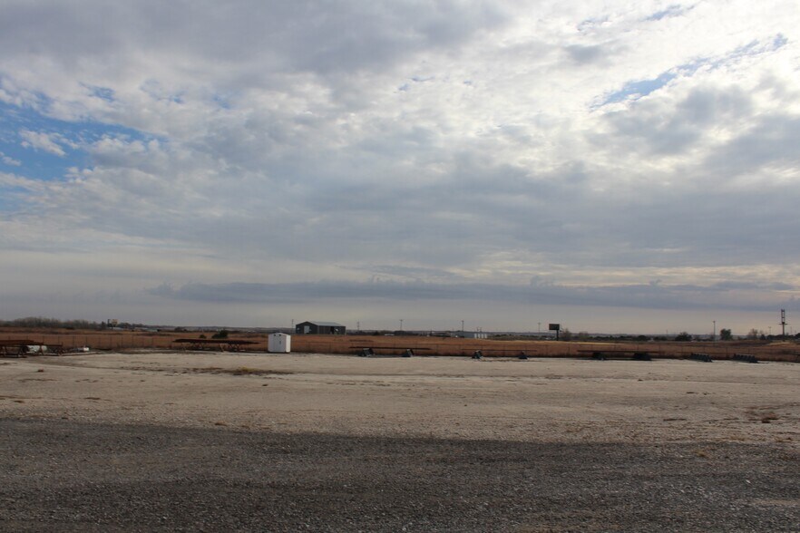 More Photos Of 205659 E County Rd, Woodward Industrial For Sale