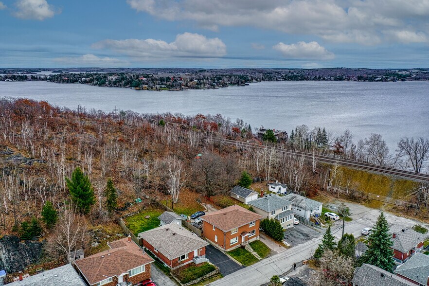 More Photos Of 372 Marshall Ln, Sudbury Apartments For Sale