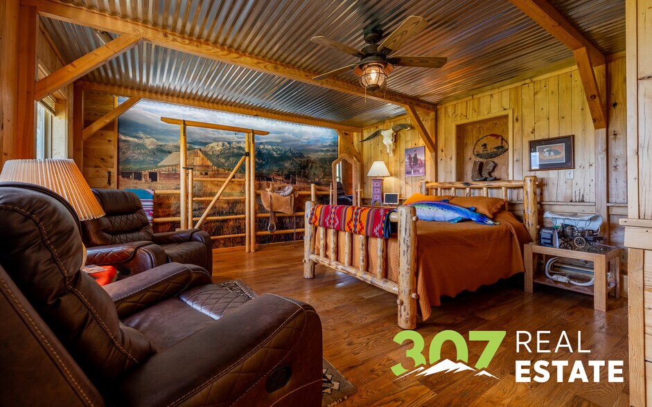 More Photos Of 30 Nielson Trl, Cody Hospitality For Sale