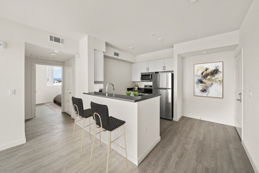More Photos Of 3518 Chesapeake Ave, Los Angeles Apartments For Sale