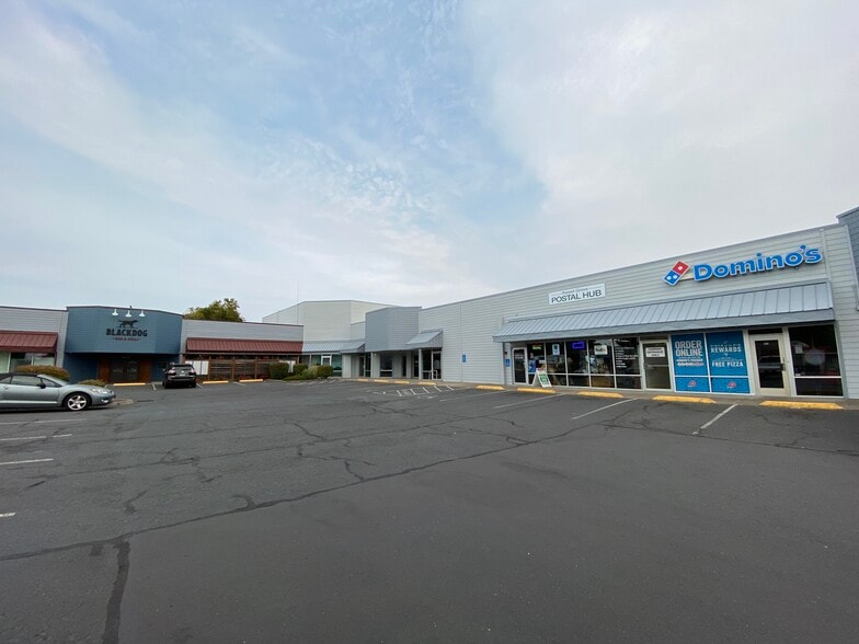 More Photos Of 2835 19th Ave, Forest Grove Storefront Retail Office For Lease