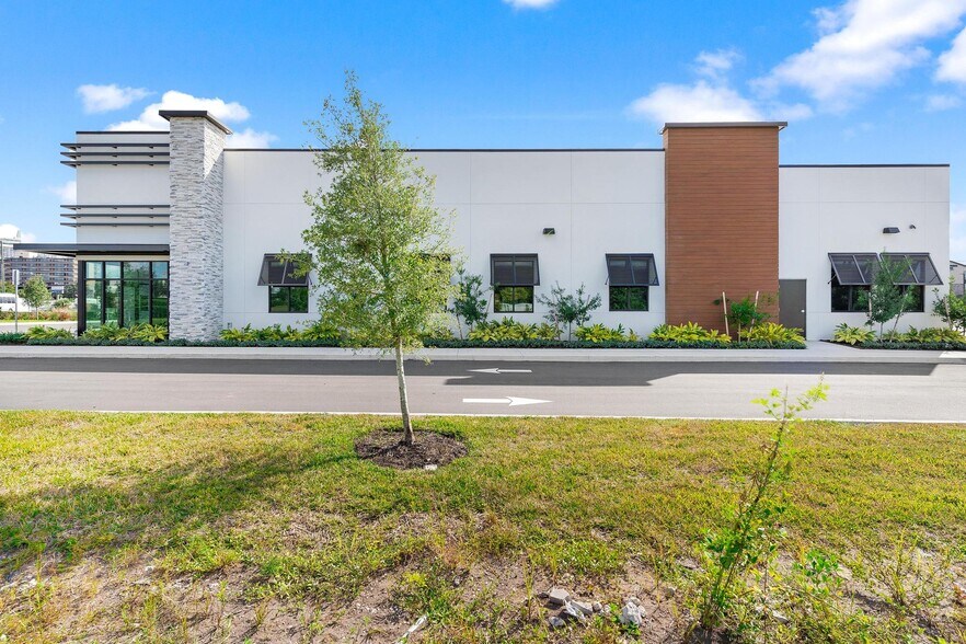More Photos Of 6002 Sand Lake Vista, Orlando Medical For Lease