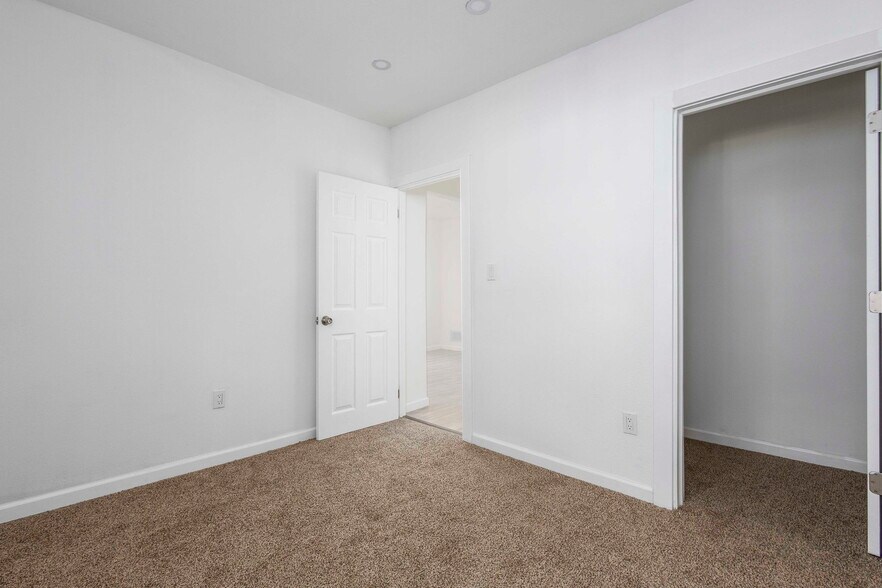 More Photos Of 553 Belmont St, Detroit Apartments For Sale