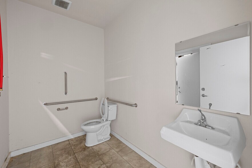 More Photos Of 111 Trout Way, White City Warehouse For Sale