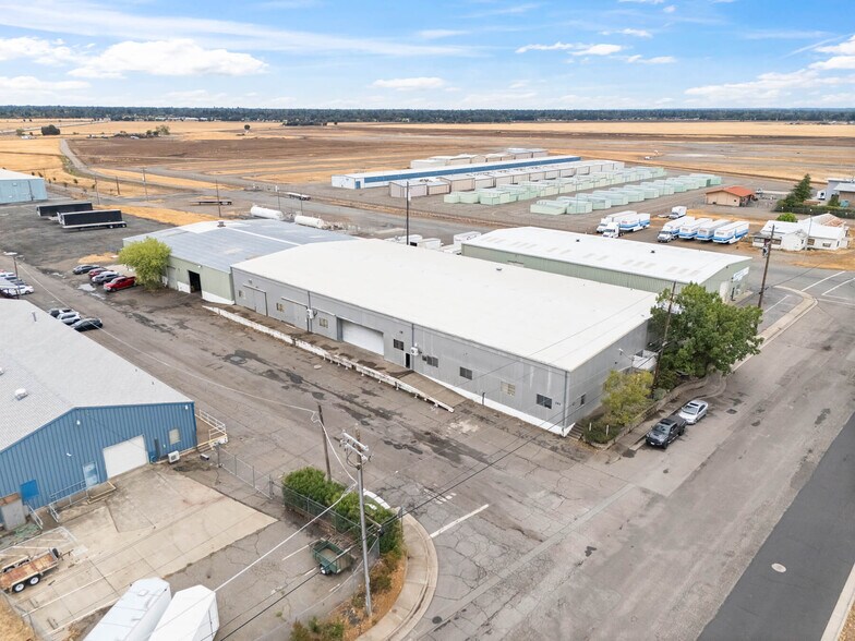 More Photos Of 651 Thunderbolt St, Chico Warehouse For Sale