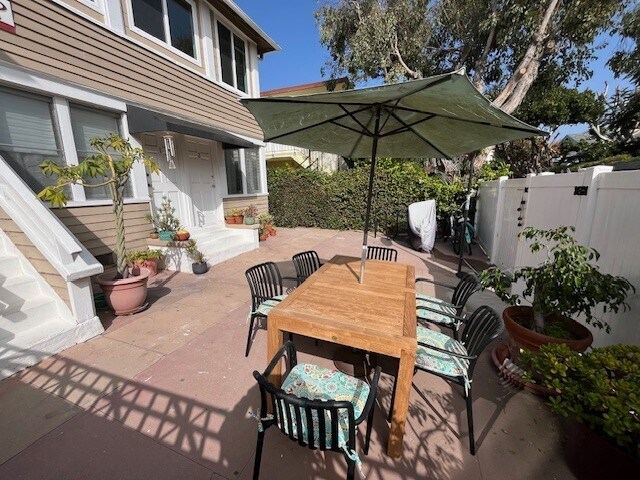 More Photos Of 23 19th Ave, Venice Apartments For Sale