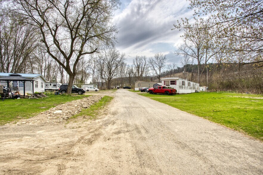 More Photos Of 9393 Carriage Dr, Lindley Multifamily For Sale