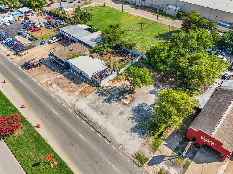 More Photos Of 6008 E Lancaster Ave, Fort Worth Freestanding For Lease