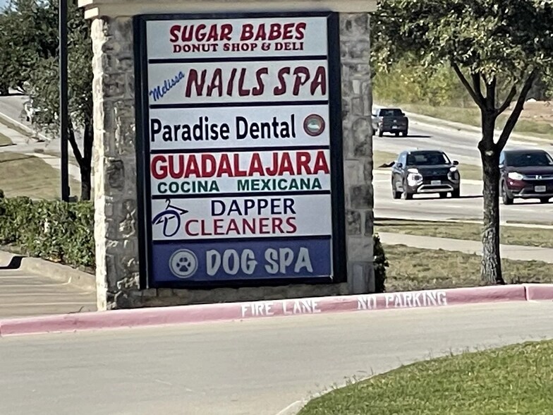 More Photos Of 2220 Sam Rayburn Hwy, Melissa Medical For Lease