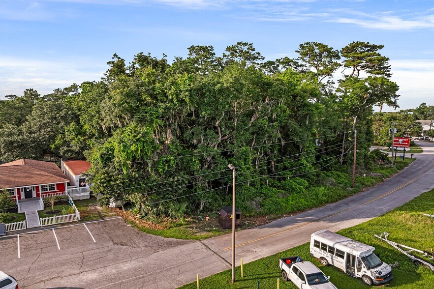 More Photos Of 7840 US-80 Hwy, Savannah Land For Sale