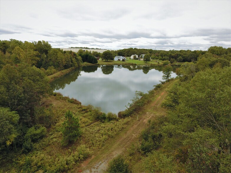 More Photos Of 350 Robin Lake Rd, Duncan Land For Sale