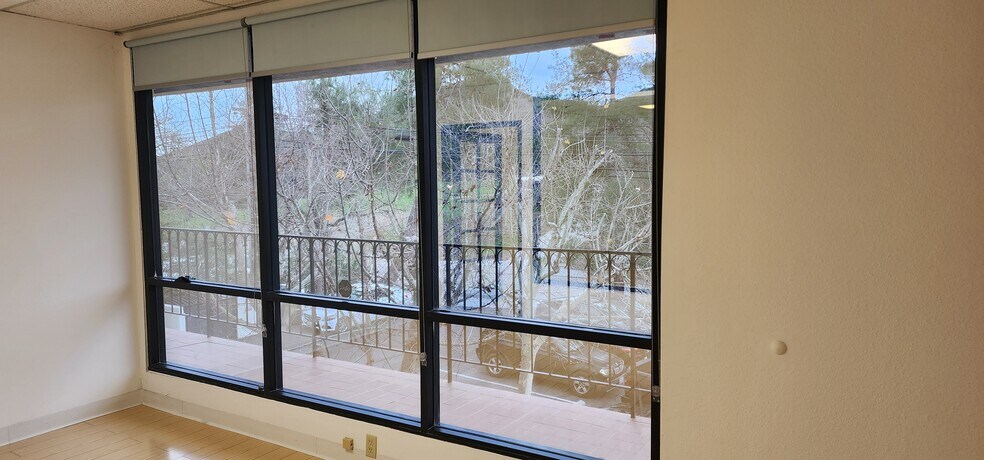 More Photos Of 28025 Dorothy Dr, Agoura Hills Office For Lease