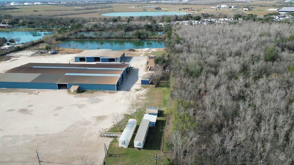 Primary Photo Of 4835 Bourque rd, Nederland Industrial For Lease