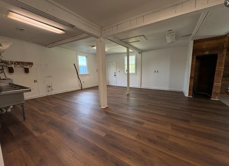 More Photos Of 2030 Broad Street Rd, Maidens General Retail For Lease