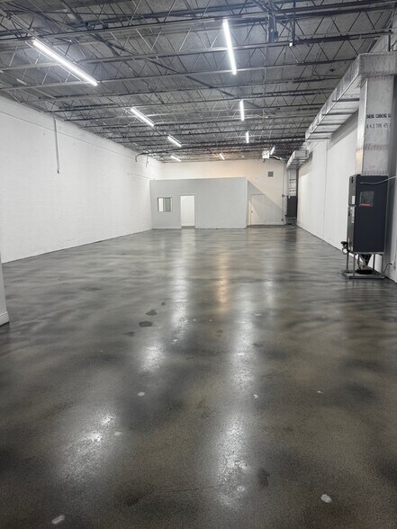 More Photos Of 3916 N 29th Ave, Hollywood Manufacturing For Lease