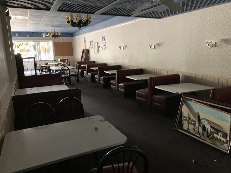 More Photos Of 1702-1780 Robertson Blvd, Chowchilla Unknown For Lease