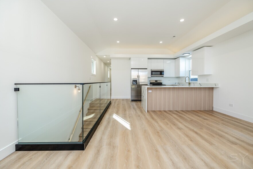 More Photos Of 1245 S Fairfield Ave, Chicago Apartments For Sale