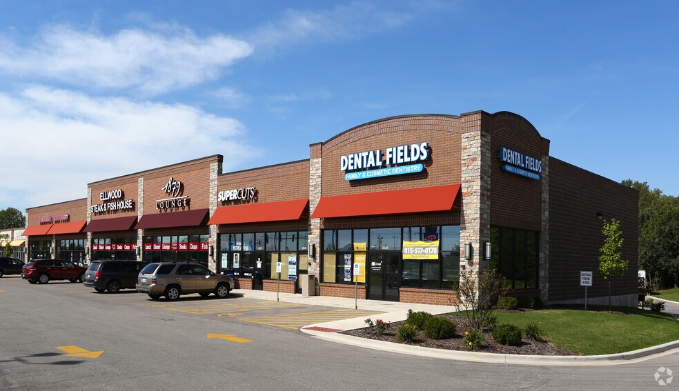 More Photos Of 2211-2235 Sycamore Rd, Dekalb Storefront Retail Office For Lease