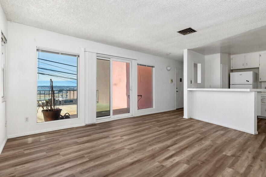 More Photos Of 2801-2807 Columbia St, San Diego Apartments For Sale