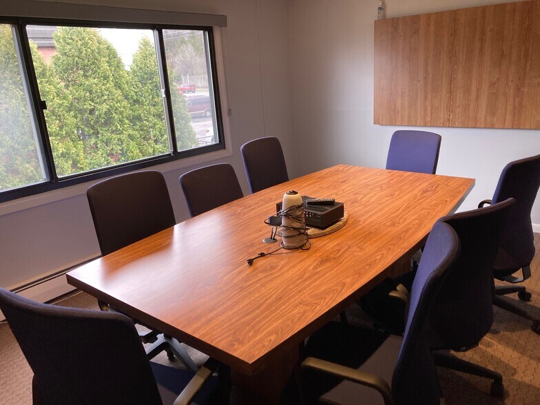 More Photos Of 6028 Sheridan Dr, Williamsville Office For Sale