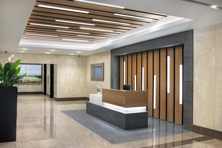 More Photos Of 1100 Connecticut Ave NW, Washington Office For Lease