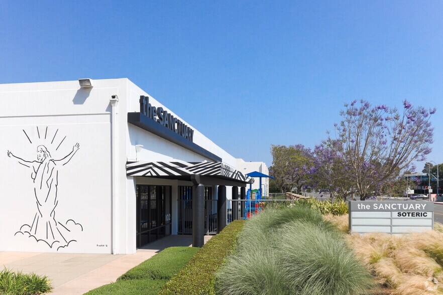 More Photos Of 102 Baker St, Costa Mesa Religious Facility For Sale