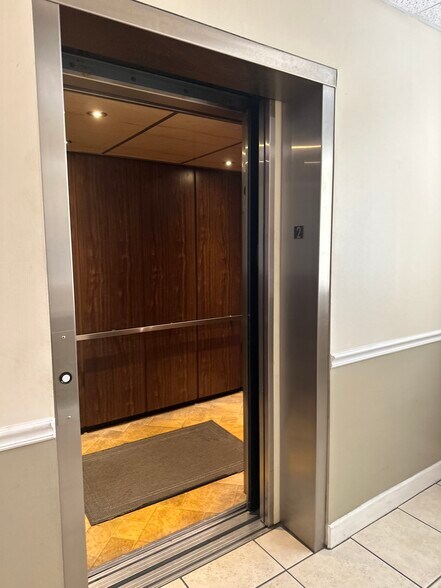 More Photos Of 2753 State Rd 580, Clearwater Medical For Sale