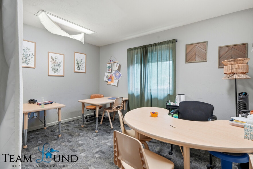 More Photos Of 915 S McKinley St, Casper Office Residential For Sale