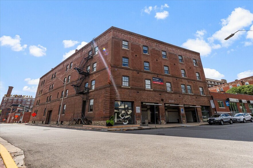 More Photos Of 2020 Baltimore Ave, Kansas City Office For Lease